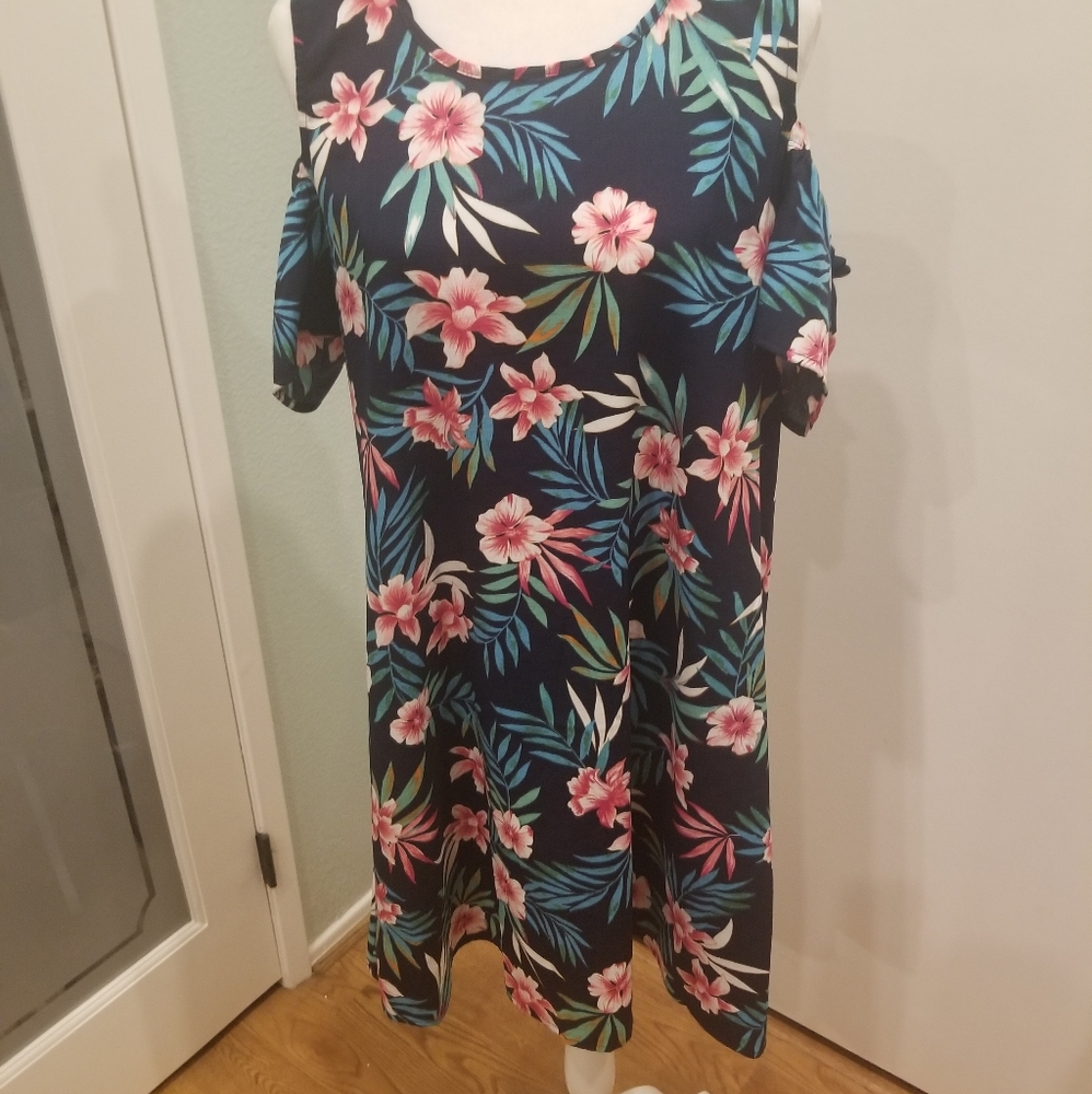 Tropical Dress with cut out sleeves NWT
